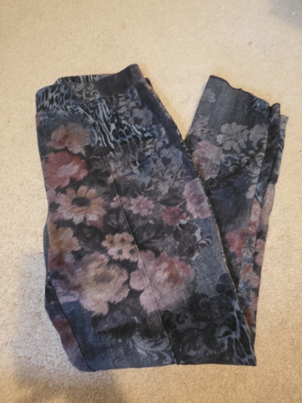 Joseph Ribkoff Floral Straight-Leg Pants Black & Pink Size 12 Like New - Picture 5 of 9